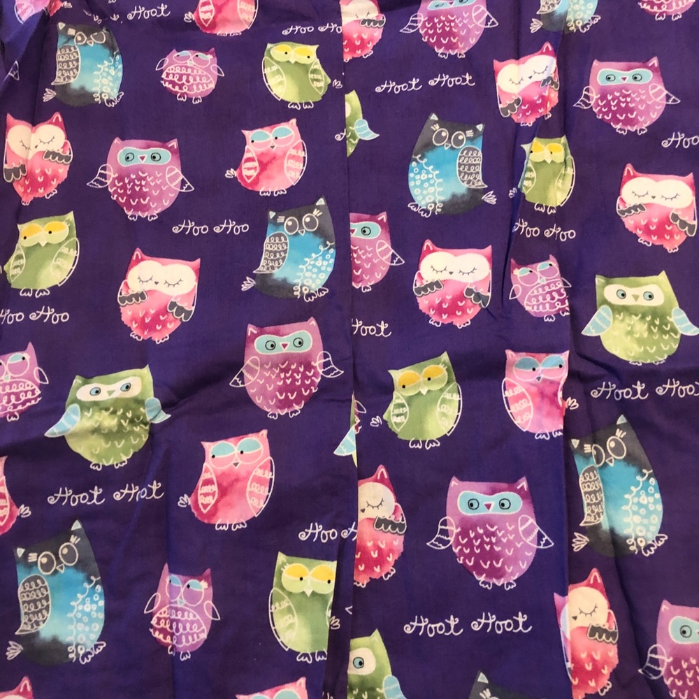 Medium Scrub Top - Picture 3 of 3